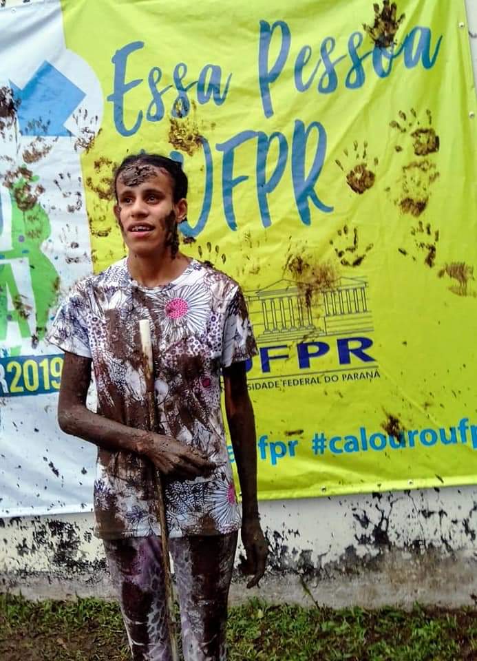 Vozes de destaque na escola pública: aluna Keli Machado Ribeiro da Educafro Campo Magro aprovada no curso de Psicologia da UFPR