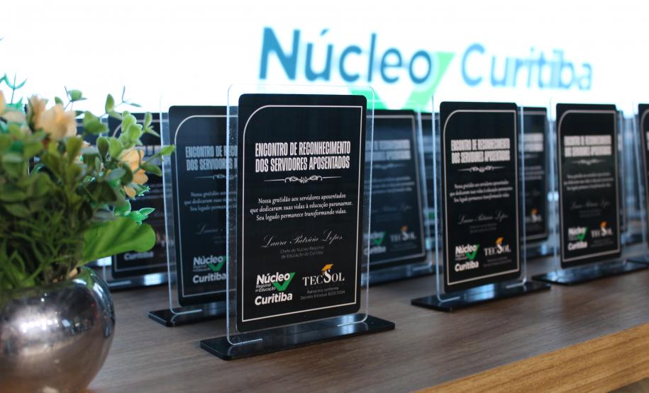 Encontro reconhece a trajetória dos servidores aposentados do NRE Curitiba