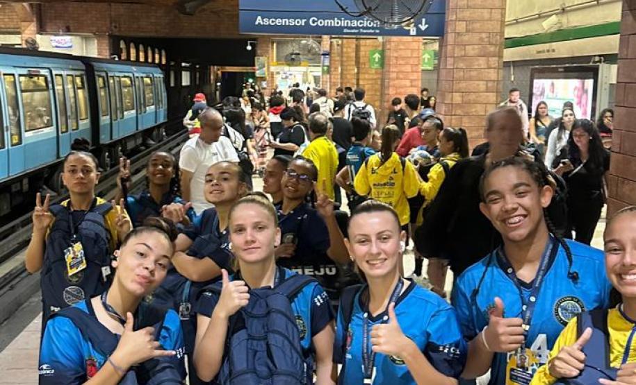 Time Feminino de Futsal do Colégio Estadual do Paraná