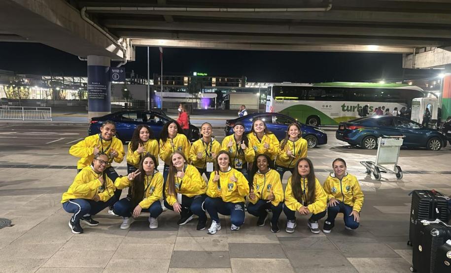 Time Feminino de Futsal do Colégio Estadual do Paraná